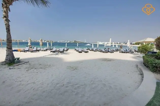 Building No. 2 Shoreline  Palm Jumeirah - Apartment 405