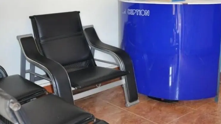 Bukoto Guest House and Apartments - Lobi