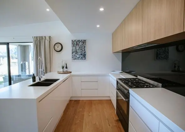Bull Ridge Retreat - Sleeps 8 - Hot Tub - Mutfak