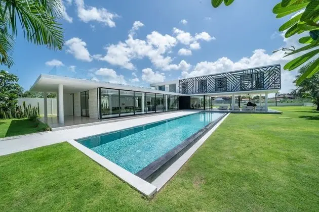 Villa BullHouse