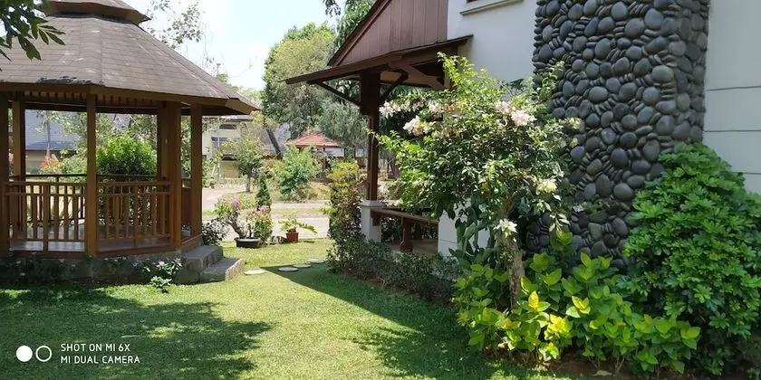 Villa Bumblebee 2 – Little Venice Puncak - Dış Mekan