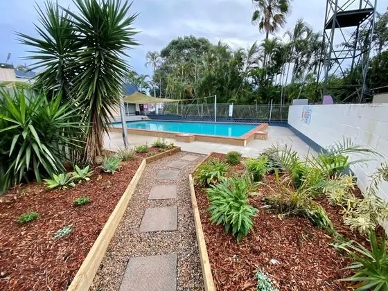Bundaberg Park Village - Havuz