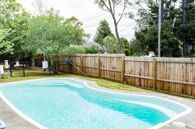 Bundanoon Country Inn Motel - Havuz