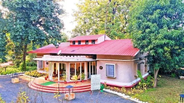 Bundela Bandhavgarh by Octave