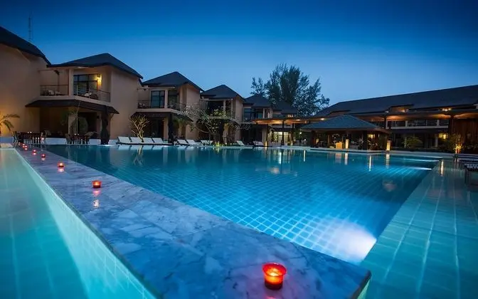 Bundhaya Villas Koh Lipe - Havuz