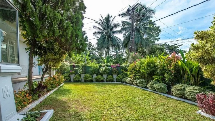 Bungalow On 53 - Dış Mekan