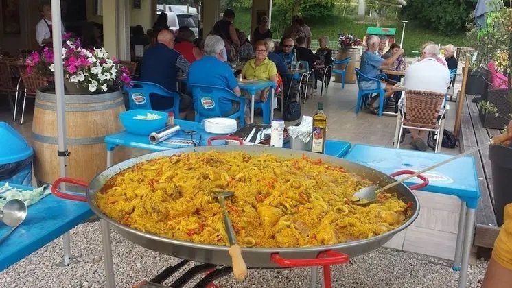 Bungalow des Calquières - Yerinde Yemek