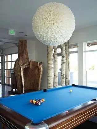 BUNGALOW HOTEL