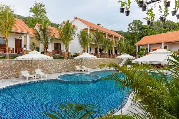 Bungalow Sang Tuoi Mountains - Havuz
