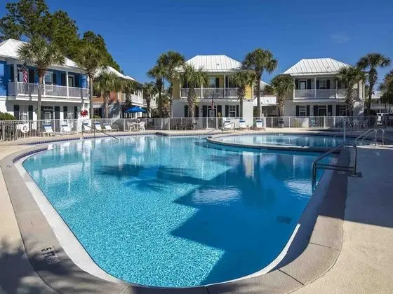 Bungalows at Seagrove #138 - Havuz