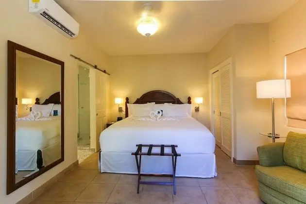 Bungalows at Windsong on the Reef - Oda