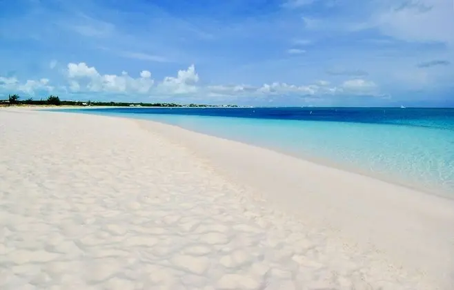 Bungalows at Windsong on the Reef - Plaj