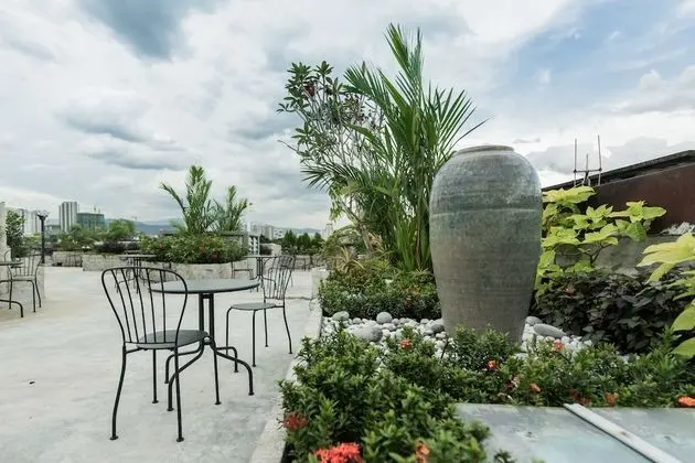 Bunk & Bilik Hotel Jalan Ipoh - Hostel - Dış Mekan