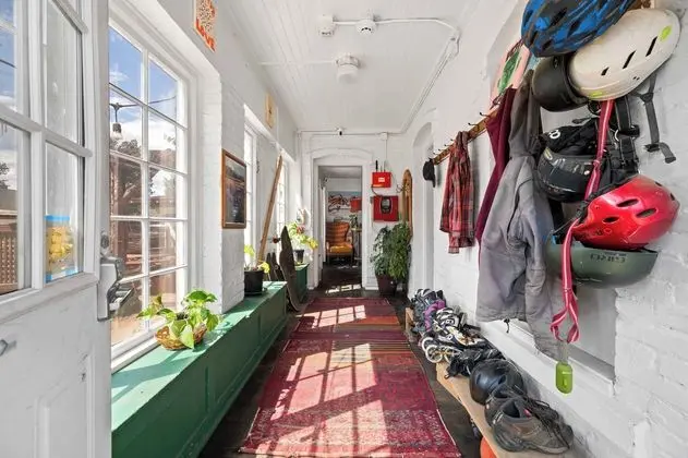 Bunk+Brew Historic Lucas House - Lobi
