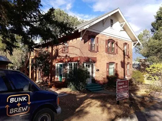 Bunk+Brew Historic Lucas House - Öne Çıkan Resim