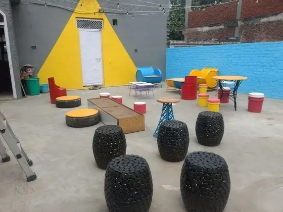 Bunk Hostel Delhi - Dış Mekan