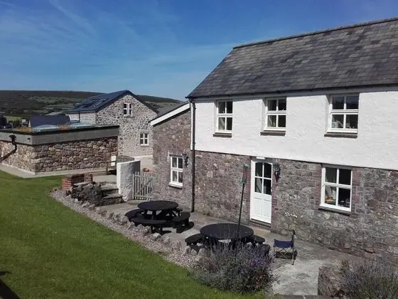 Bunk House - 4 Bedroom - Llangenith - Oda