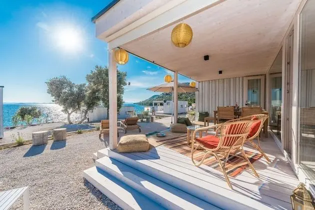 Buqez - 2BR - Beach Villa 42