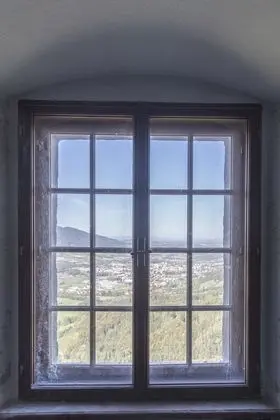 Burg Altpernstein - Oda Manzaraları