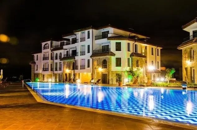 Burgas Beach Resort - Havuz