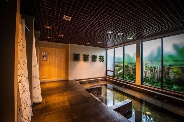 Burgundy Residence - Spa