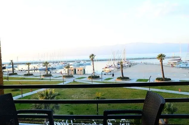 Burhaniye Marina Boutique Hotel