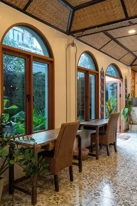 Buri Gallery House & Resort - Lobi
