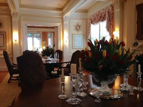 Burke Mansion - Yerinde Yemek