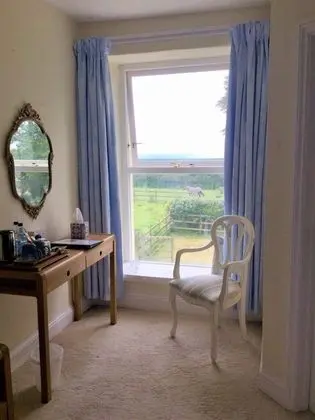 The Burrows Bed and Breakfast - İç Mekan
