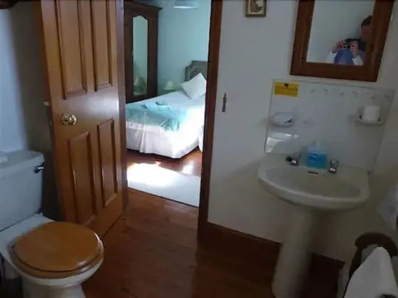 Burton Farmhouse - Banyo Tipleri