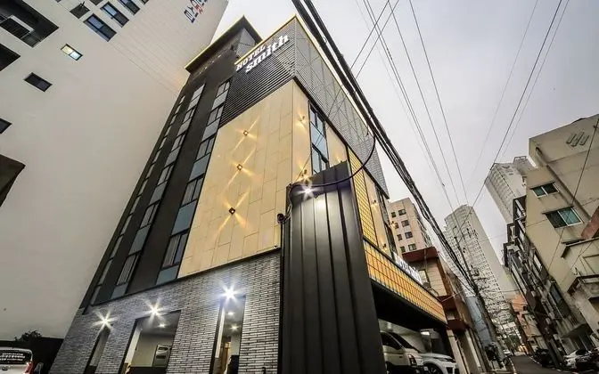 Busan Daeyeondong Hotel Smith