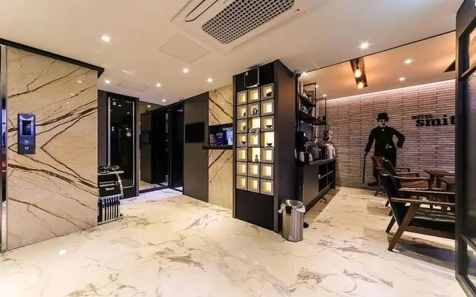 Busan Daeyeondong Hotel Smith - İç Mekan