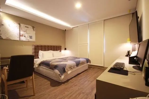 Busan Deokcheon 25H