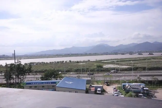 Busan Gupo WOW