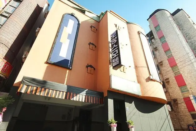 Busan Jaesong-dong Romance