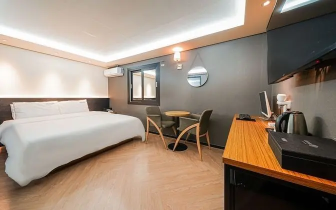 Busan Jaesongdong Hotel ro