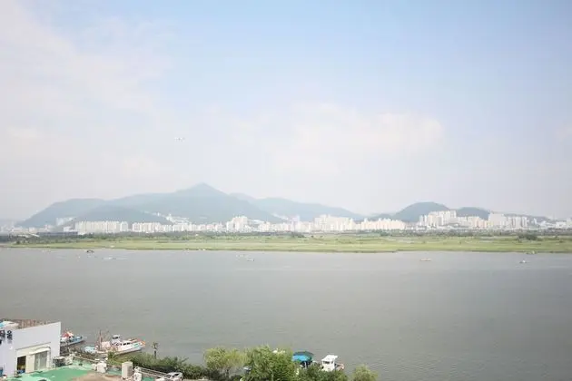 Busan Myeongji Martin
