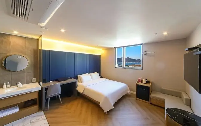 Busan Myeongji Hotel Oyu