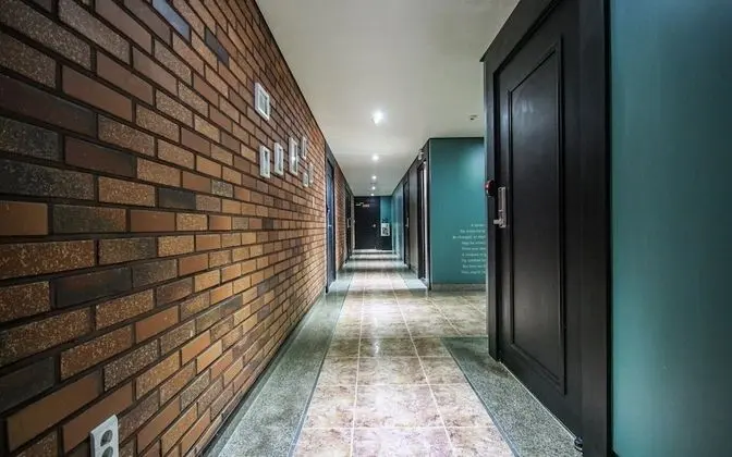 Busan Nampo-dong Elise - İç Mekan