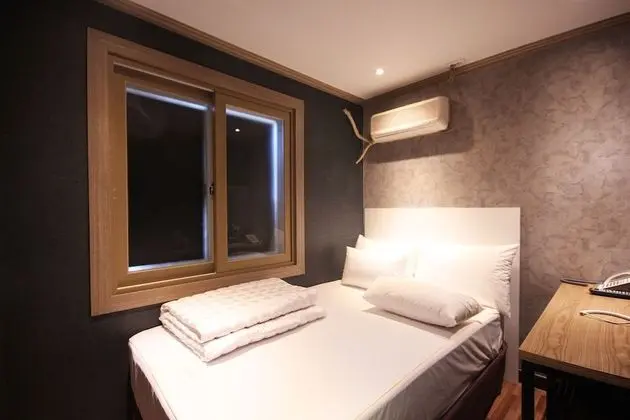 Busan Nampodong Hotel Mini - Oda