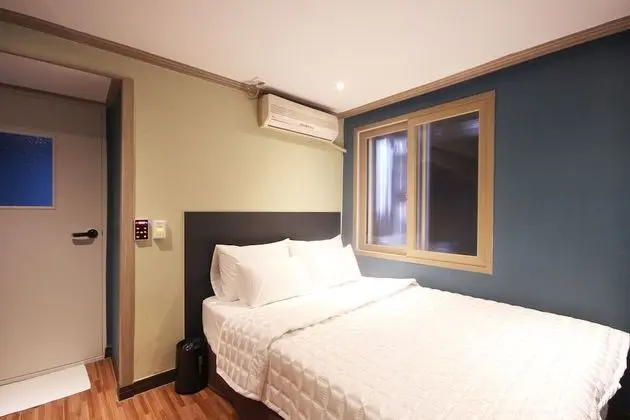 Busan Nampodong Hotel Mini - Oda