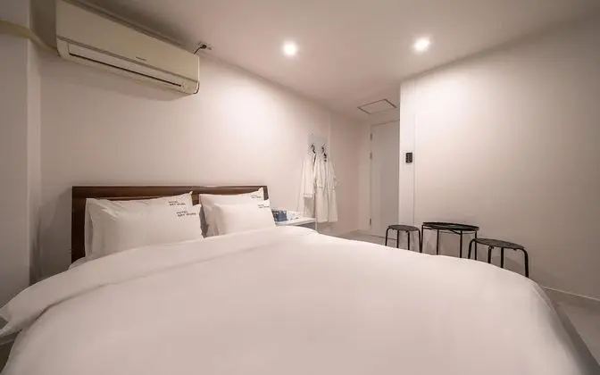 Busan Seomyeon Hotel Artwork - Bina Özellikleri