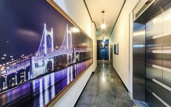 Busan Seomyeon Danube Hotel - İç Mekan