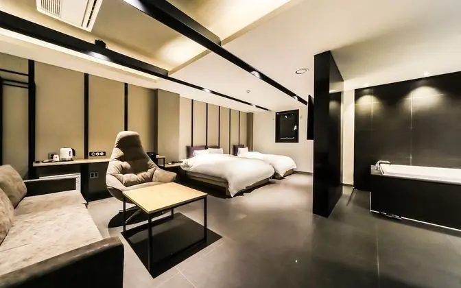 Busan Songjung Yeowoobi