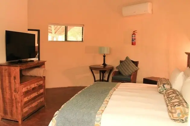 Bush Bungalows at Sun City Resort - Oda