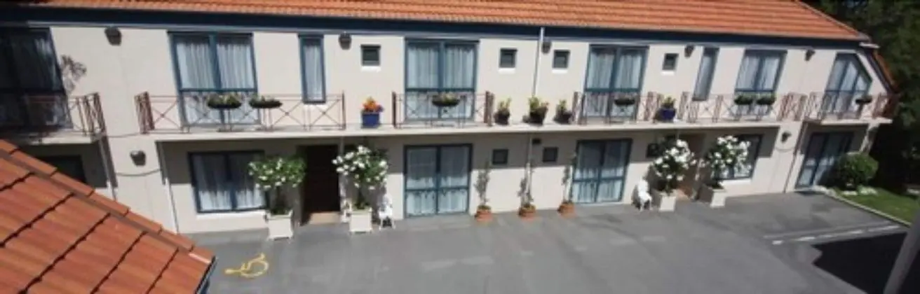 Bush Inn Court Motel - Dış Mekan