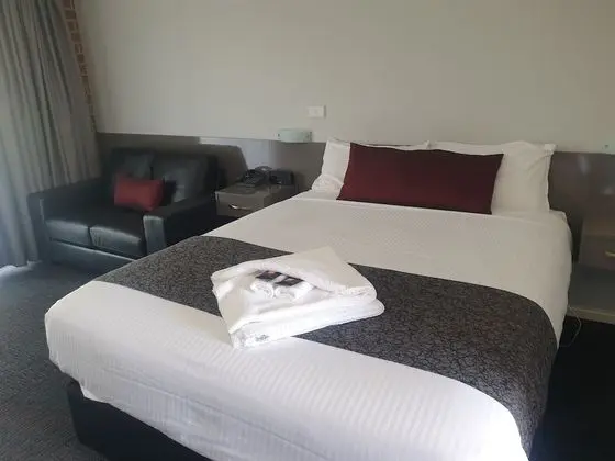 Bushmans Motor Inn - Oda