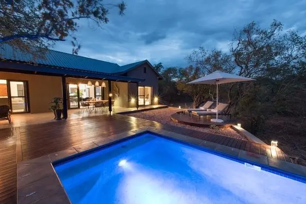 Bushwillow Private Villa - Havuz