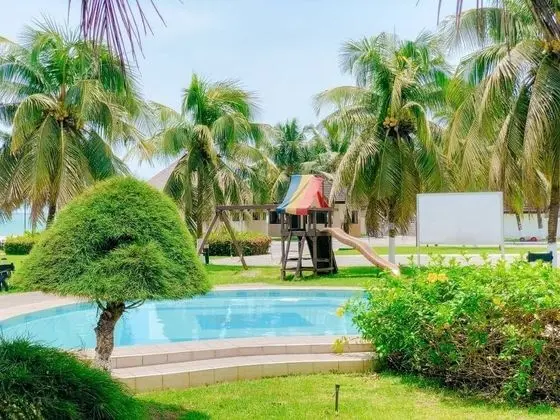Busia Beach Resort- A Golden Beach Hotel - Havuz