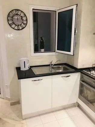 Business Apartment with View & Hot Tub - Mutfak